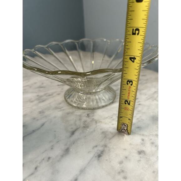 Vintage Colonial Style Paneled Glass Footed Serving Dish Bowl Imperial Glass ? - Picture 10 of 12